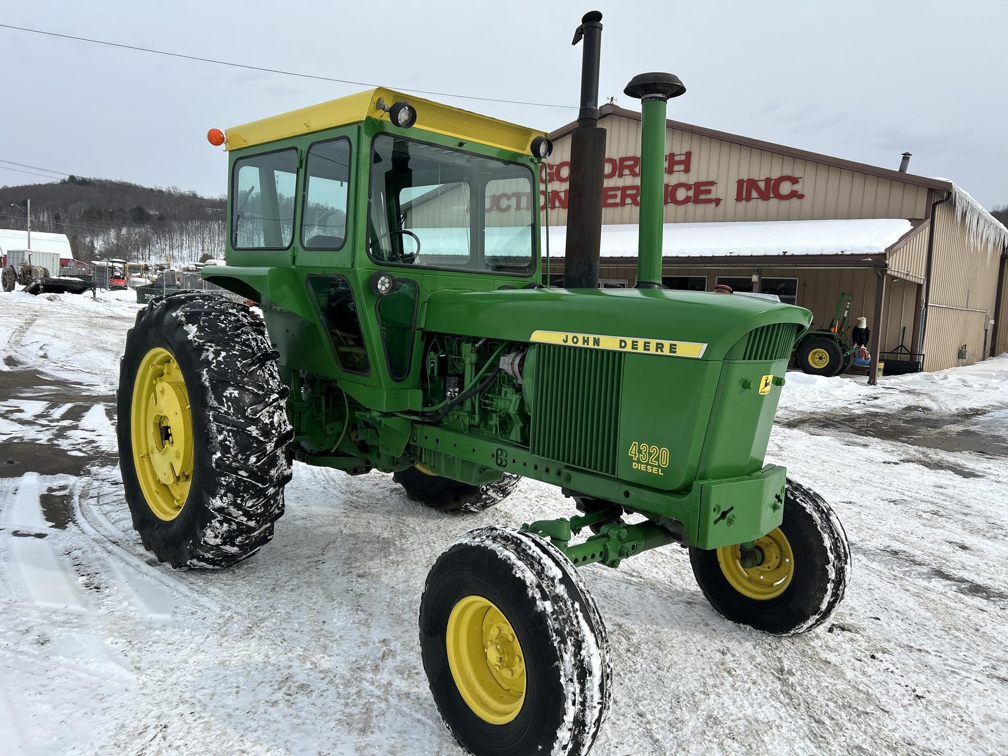 John Deere 4320 $24,900 Nice! - Image 2