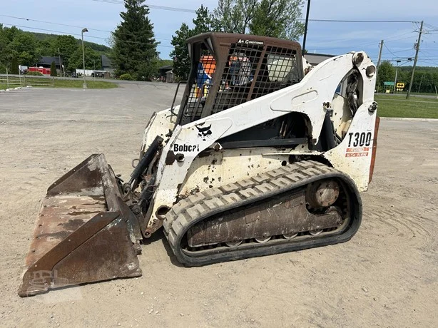 Bobcat T300 Track Skid Steer $15,900
