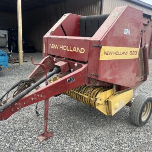New Holland 630 Round Baler