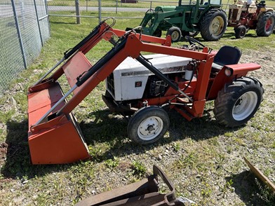 Simplicity 4040 w/ Danco Loader $3,500