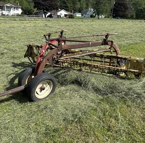 New Holland 258 Rake  $2,500
