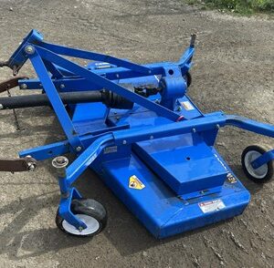 New Holland 930B 5' Finish Mower  $1,350